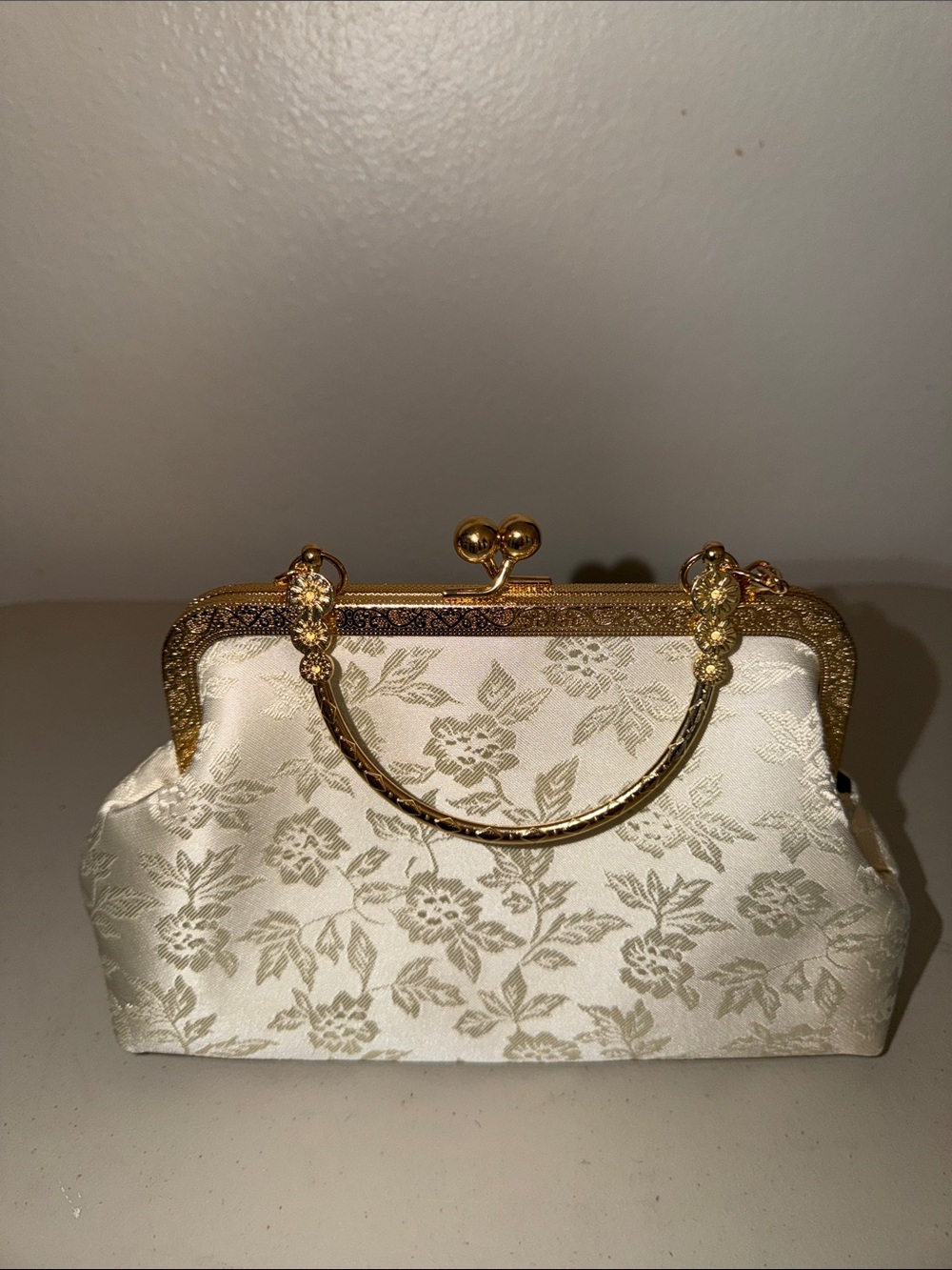 Elegant Ivory Floral Evening Clutch with Gold Frame